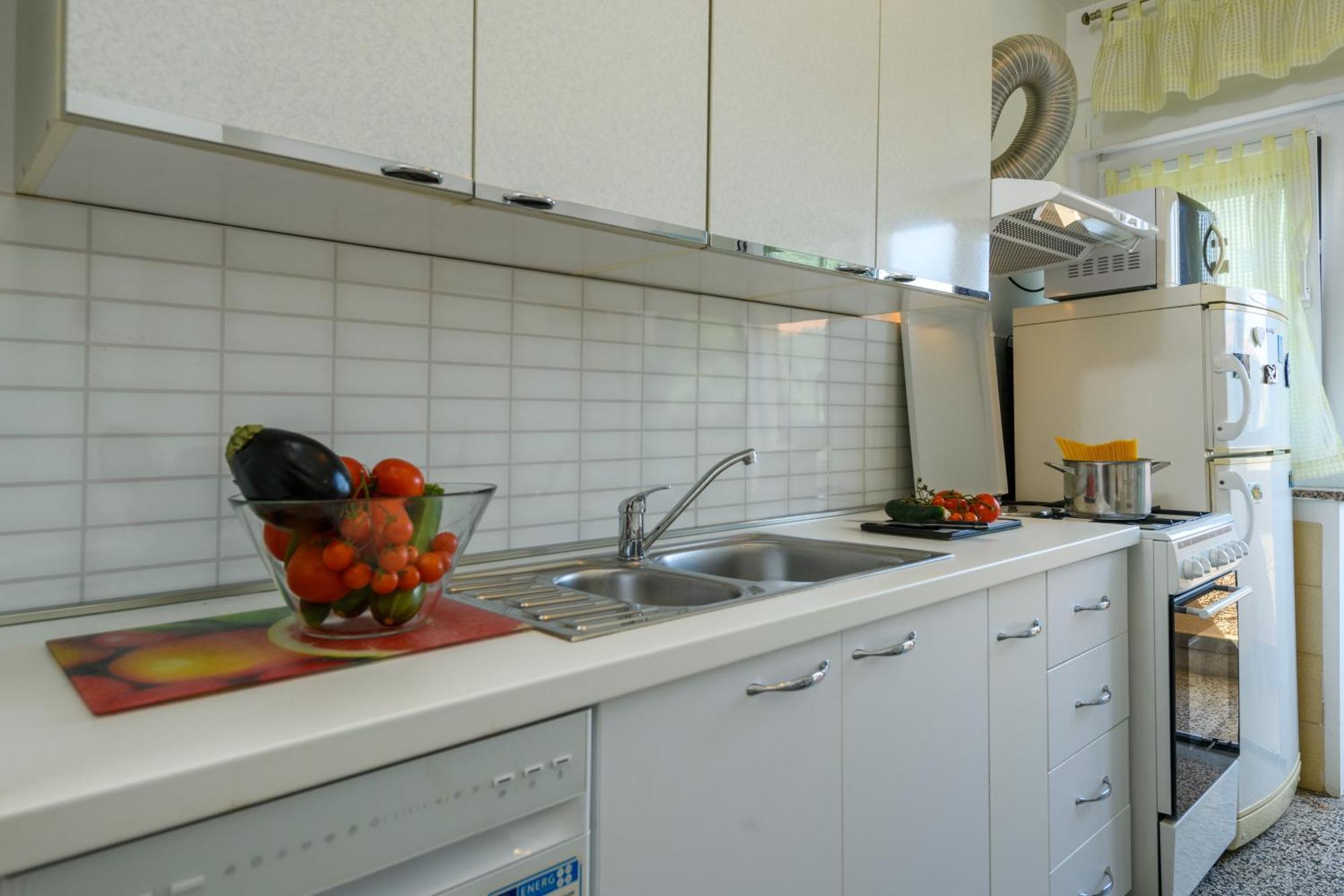 Apartma Brioni *